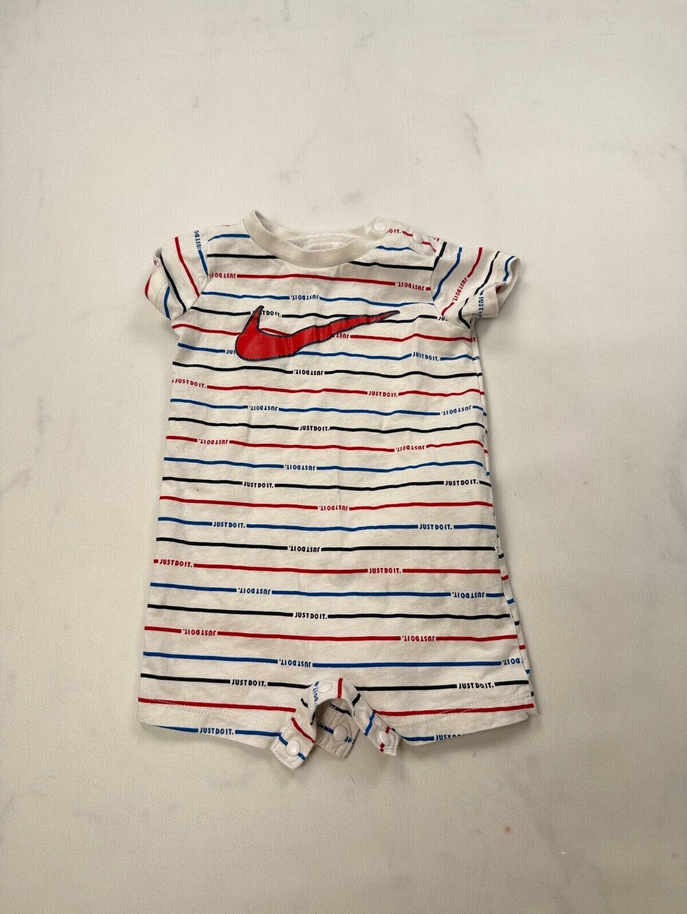 Nike Just Do It One-Piece White 90s VTG Street Style - Boys 6M